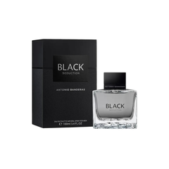 perfume de marca antonio banderas, contiene 100 ml y su empaque es de color negro, es un perfume para hombre