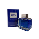 perfume de marca antonio banderas, contiene 100 ml y su empaque es de color azul con plateado, es un perfume para hombre