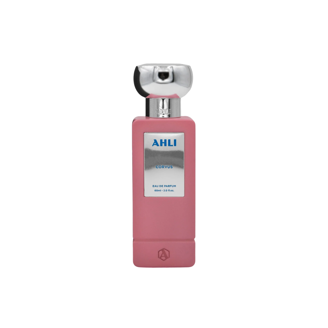 perfume de marca ahli, contiene 60 ml y su empaque es de color rosado, es un perfume para mujer