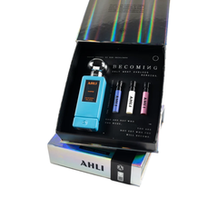 perfume de marca ahli, estuche edicion limitada y su empaque es de color azul, es un perfume unisex