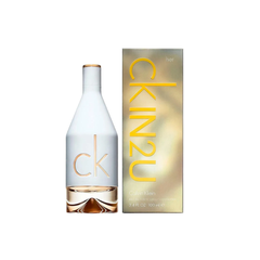 perfume de marca calvin kelin, contiene 100 ml y su empaque es de color dorado con plateado y blanco, es un perfume para mujer