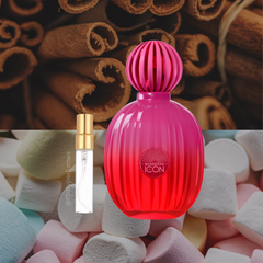 perfume de marca Antonio Banderas, contiene muestra de 5 ml y su empaque es de color rojo, es un perfume para mujer